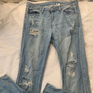 Ripped boyfriend jeans